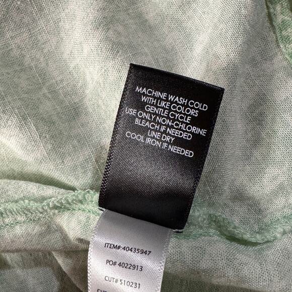 Torrid SZ 2 (2X-Large) Top Sleeveless Floral Hi-Low Hem V-Neck Smocked Button-Up - Picture 8 of 8